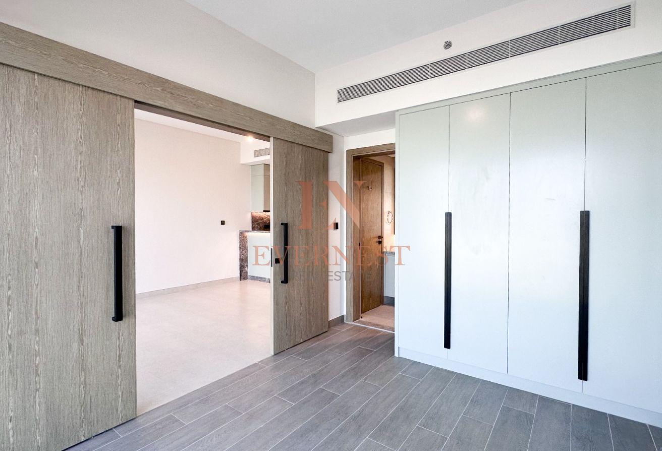 Modern 1BR + Store | Rent – Golf Gate, Damac Hills photo 4
