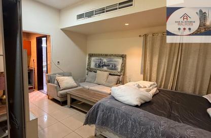 Apartment - Studio - 1 Bathroom for rent in Safia Tower - Al Majaz 3 - Al Majaz - Sharjah Apartment - Studio - 1 Bathroom for rent in Safia Tower - Al Majaz 3 - Al Majaz - Sharjah