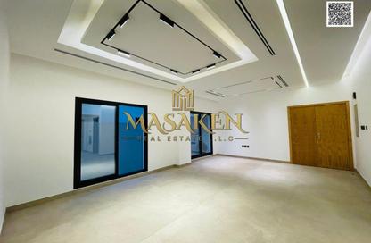Villa - 4 - 6 for sale in Al Zaheya Gardens - Al Zahya - Ajman