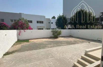 Villa - 5 Bedrooms - 4 Bathrooms for rent in Umm Suqeim 1 Villas - Umm Suqeim 1 - Umm Suqeim - Dubai