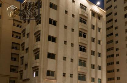 عمارة بالكامل - 8 غرف نوم - 8 حمامات للبيع في بناء البلازا - الغوير - الغرب - الشارقة