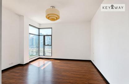 Apartment - 1 Bedroom - 2 Bathrooms for rent in Green Lakes Towers 3 - Green Lakes Towers - JLT Cluster S - Jumeirah Lake Towers - Dubai