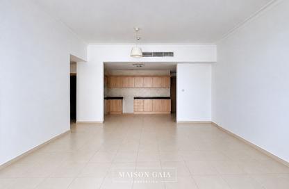 Apartment - 1 Bedroom - 1 Bathroom for rent in Mayfair Residency - Business Bay - Dubai
