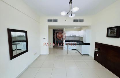 Apartment - 1 Bedroom - 2 Bathrooms for rent in Tower 7 Apartments - Barsha Heights (Tecom) - Dubai