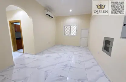 شقة - 2 غرف نوم - 2 حمامات للايجار في فلل الروضة 2 - الروضة 2 - الروضة - عجمان