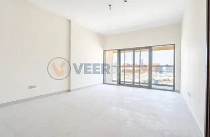 شقة - غرفة نوم - 2 حمامات للايجار في مبنى ربدان - موتور سيتي - دبي شقة - غرفة نوم - 2 حمامات للايجار في مبنى ربدان - موتور سيتي - دبي