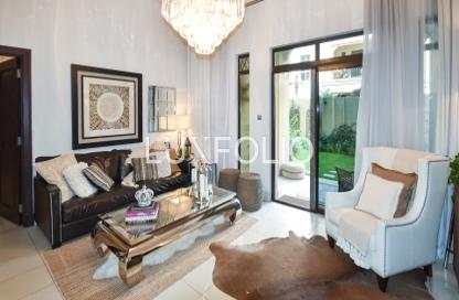 Apartment - 2 Bedrooms - 3 Bathrooms for sale in Zaafaran 2 - Zaafaran - Old Town - Downtown Dubai - Dubai