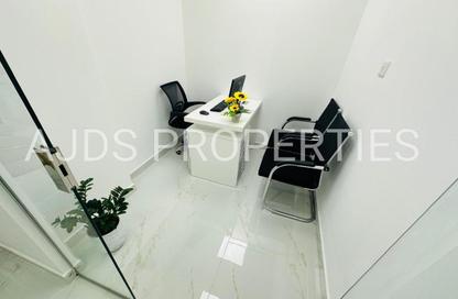 Office Space - Studio - 1 Bathroom for rent in Reem Residency - Al Karama - Dubai