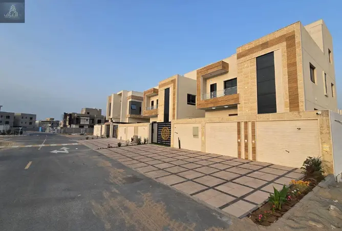 84064311 - Property Image 2