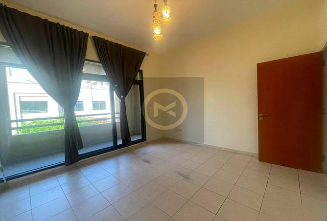103718420 - Property Main Image