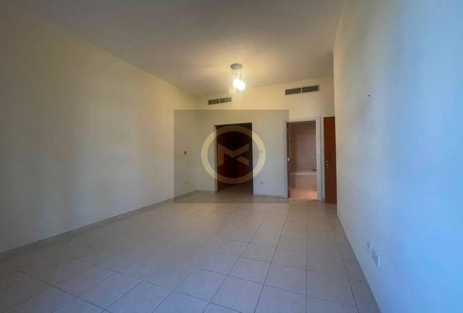 103718420 - Property Image 3