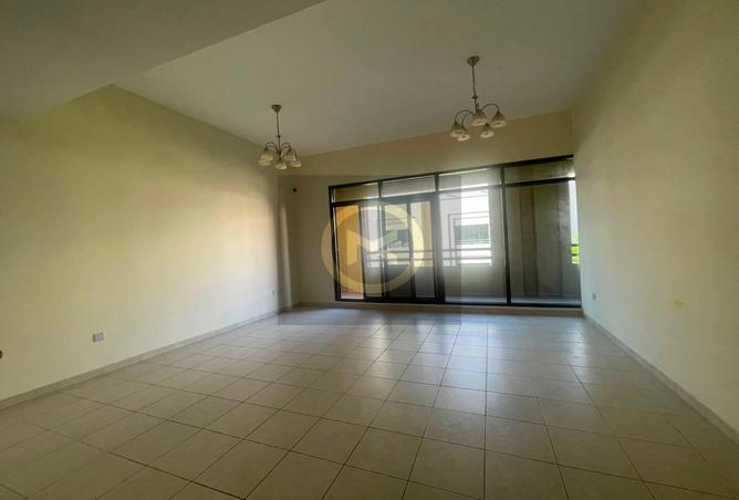 103718420 - Property Image 2