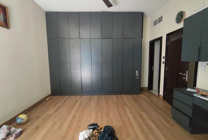 101703584 - Property Image 2