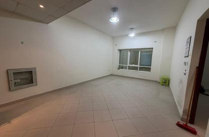 Apartment - 1 Bedroom - 2 Bathrooms for rent in Al Majaz 1 - Al Majaz - Sharjah