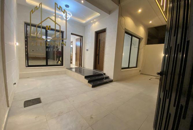 64043926 - صورة العقار 2