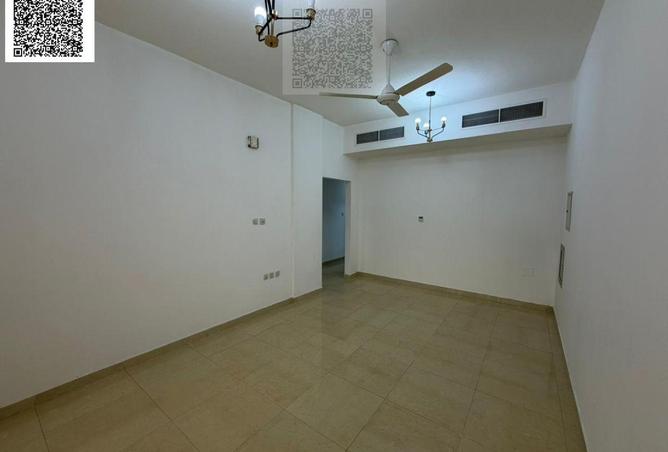 67461992 - Property Image 2