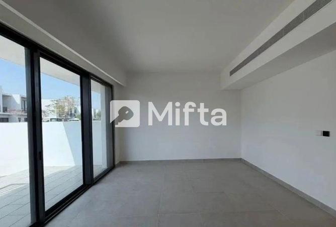 2.5% Commission | 3 BR | Serene Oasis