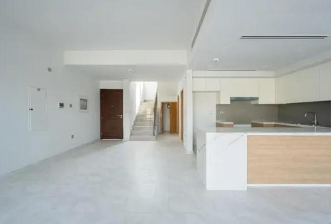 82793211 - Property Image 3