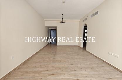 Apartment - 2 - 3 for rent in Muwaileh 3 Building - Muwaileh - Sharjah