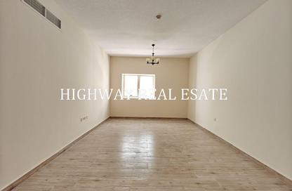 Apartment - 2 - 3 for rent in Muwaileh 3 Building - Muwaileh - Sharjah