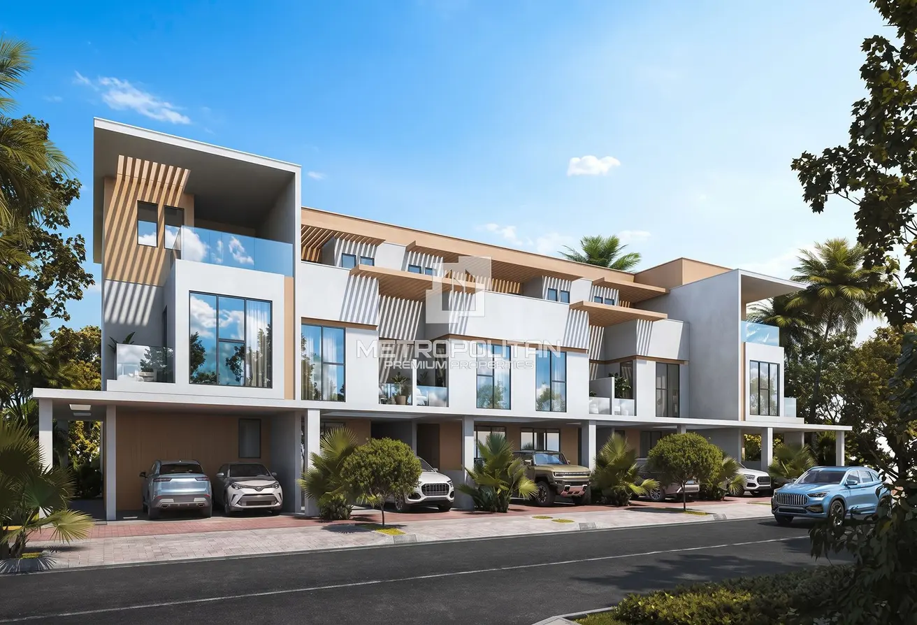 Sale in Cuba: 4 Bed + Maid | Steps to Beach | Family Residence ...