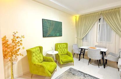 Apartment - 1 Bedroom - 2 Bathrooms for rent in Thuraya Al Majaz Building - Al Majaz 3 - Al Majaz - Sharjah Apartment - 1 Bedroom - 2 Bathrooms for rent in Thuraya Al Majaz Building - Al Majaz 3 - Al Majaz - Sharjah