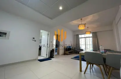 شقة - غرفة نوم - 2 حمامات للبيع في عزيزي فاريشتا - الفرجان - دبي