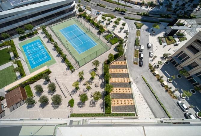 WATERFRONT THE GRAND LARGE 1 BED FOR RENT photo 3