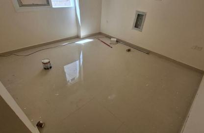 Apartment - 1 Bedroom - 1 Bathroom for rent in Al Butina B - Al Butina - Sharjah Apartment - 1 Bedroom - 1 Bathroom for rent in Al Butina B - Al Butina - Sharjah