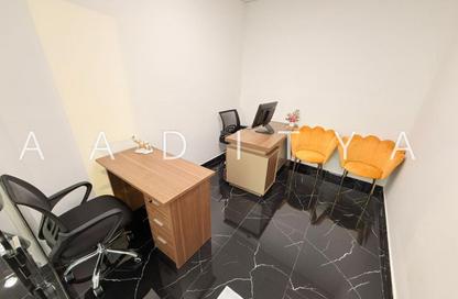 Office Space - Studio - 1 Bathroom for rent in Fatima Mohammad Ahmad Bin Suleiman Building - Al Raffa - Bur Dubai - Dubai