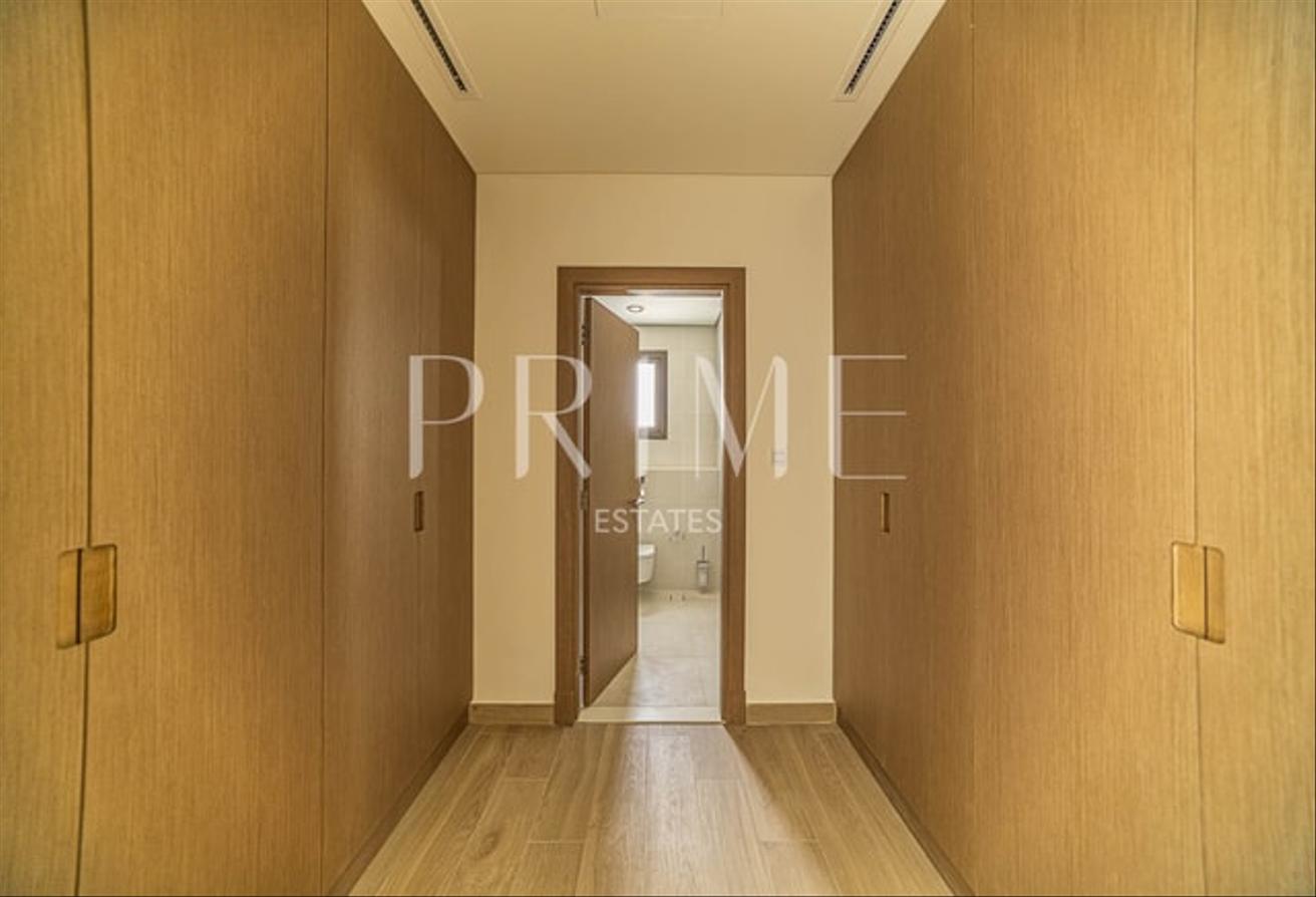 Contemporary 6BR Villa | Prime Luxury Living photo 21