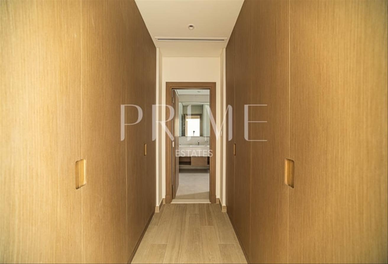 Contemporary 6BR Villa | Prime Luxury Living photo 24
