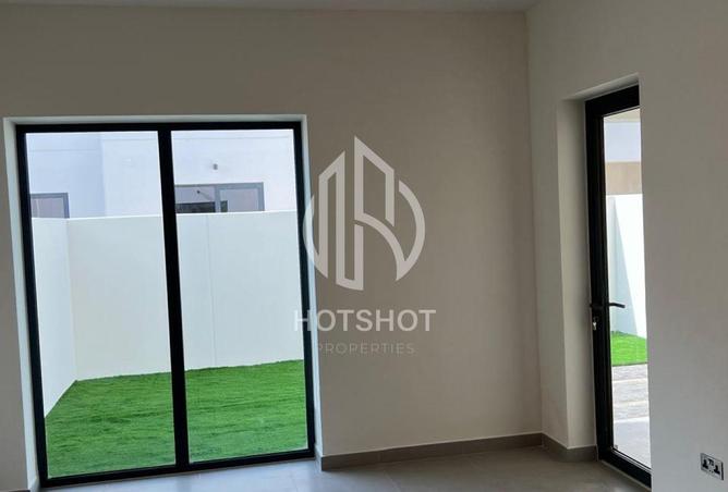 129280673 - Property Main Image