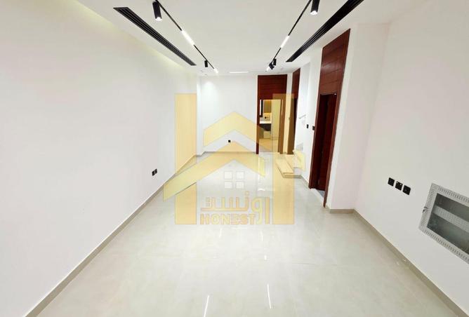 71146312 - Property Image 3