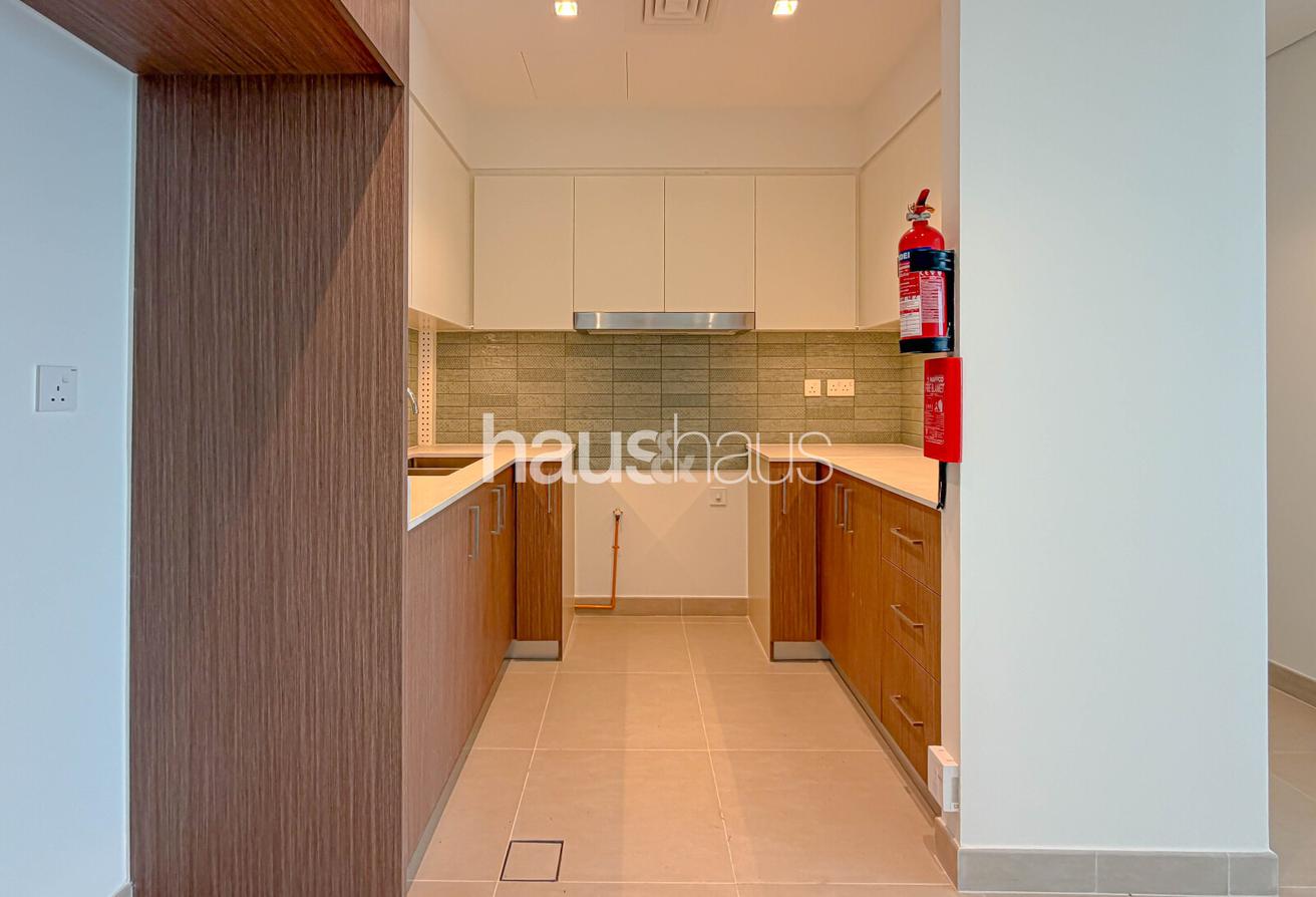 Panoramic Sea Views | High Floor | Waterfront photo 5