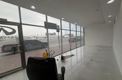 Show Room - Studio - 1 Bathroom for rent in Al Quoz Industrial Area 4 - Al Quoz Industrial Area - Al Quoz - Dubai