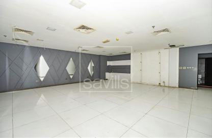 Retail - Studio for rent in Hajar Building - Muwaileh Commercial - Sharjah