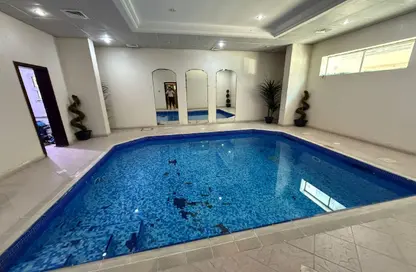 Apartment - 2 Bedrooms - 2 Bathrooms for rent in Al Qulaya'ah - Al Sharq - Sharjah