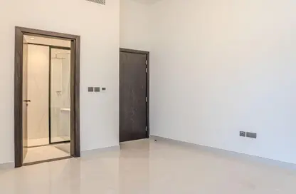 Apartment - 2 Bedrooms - 3 Bathrooms for rent in Burj Ghaya - Al Jaddaf - Dubai