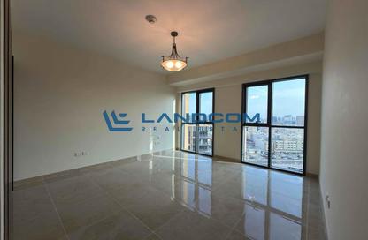 Apartment - 4 - 3 for rent in Osha Plaza - Deira Enrichment Project - Deira - Dubai