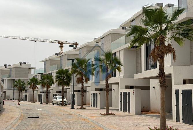 70681213 - صورة العقار 2