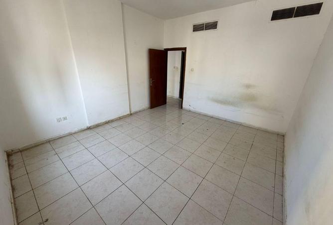 2OluuZ7uweO - Property Image 2