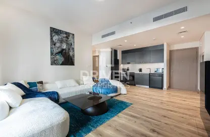Apartment - 1 Bedroom - 2 Bathrooms for sale in Summer at Creek Beach Building 1 - Summer at Creek Beach - Creek Beach - Dubai Creek Harbour (The Lagoons) - Dubai