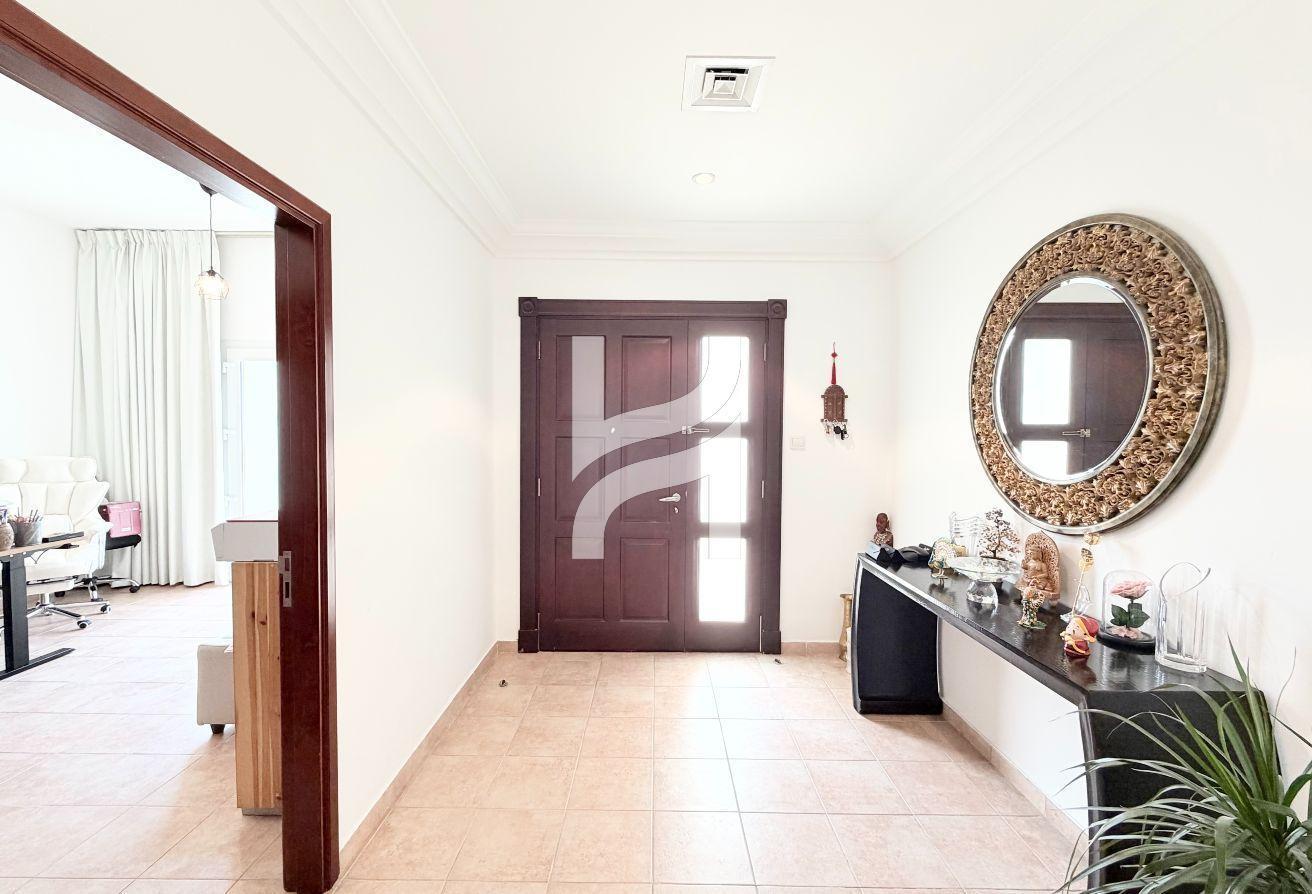 Upgraded Kitchen | Massive Layout | Vacant Soon photo 2