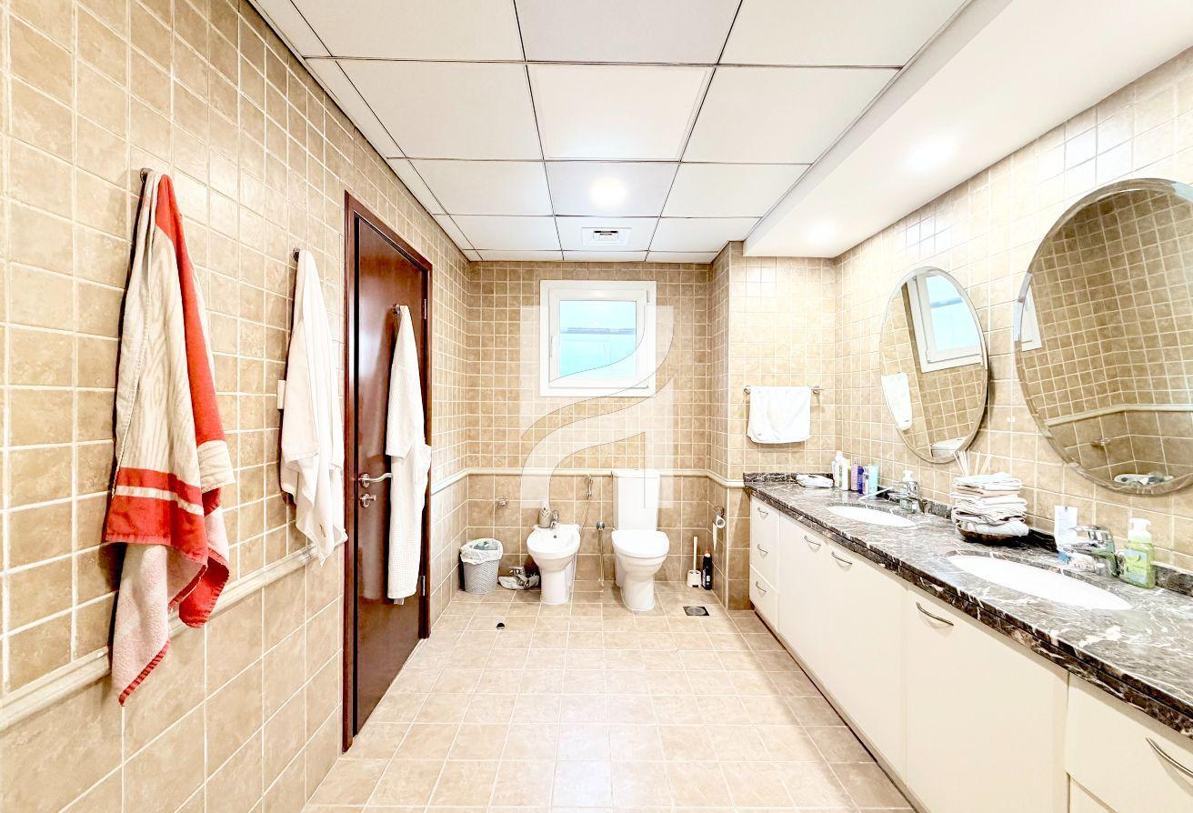 Upgraded Kitchen | Massive Layout | Vacant Soon photo 20