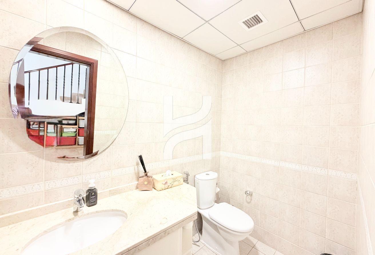 Upgraded Kitchen | Massive Layout | Vacant Soon photo 22