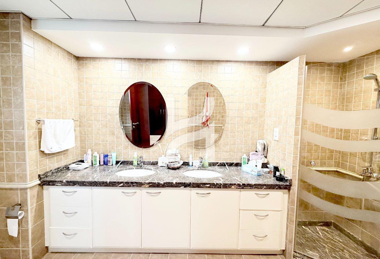 Upgraded Kitchen | Massive Layout | Vacant Soon photo 21