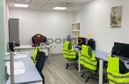 Office Space - Studio - 1 Bathroom for rent in Latifa Tower - Sheikh Zayed Road - Dubai Office Space - Studio - 1 Bathroom for rent in Latifa Tower - Sheikh Zayed Road - Dubai