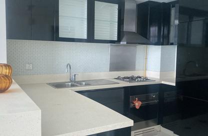 Apartment - 1 - 2 for rent in Bay's Edge - Business Bay - Dubai