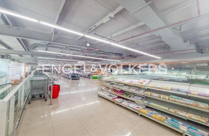 Shop - Studio - 1 Bathroom for rent in Green Community - Dubai Investment Park 1 (DIP 1) - Dubai Investment Park (DIP) - Dubai